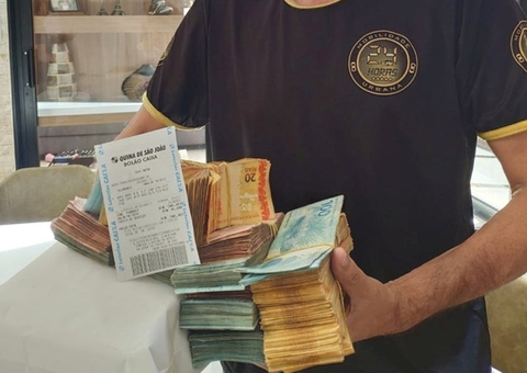 Mega da Virada: Grupo de amigos que fez aposta de R$ 22 mil não acerta nenhum número 