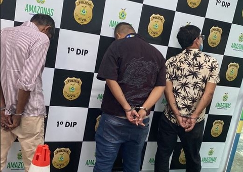 Trio é preso suspeito de assaltar passageiros de ônibus em Manaus