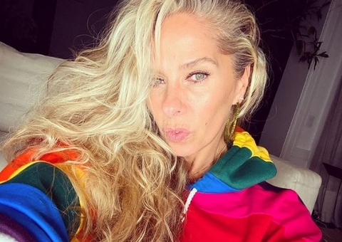 Adriane Galisteu volta à Record com o programa ‘Power Couple’