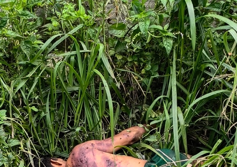 Com sinais de violência extrema, homem é achado morto em matagal no Santa Etelvina 