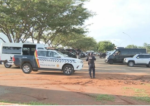 Operação prende bolsonaristas suspeitos de tentar invadir sede da PF 