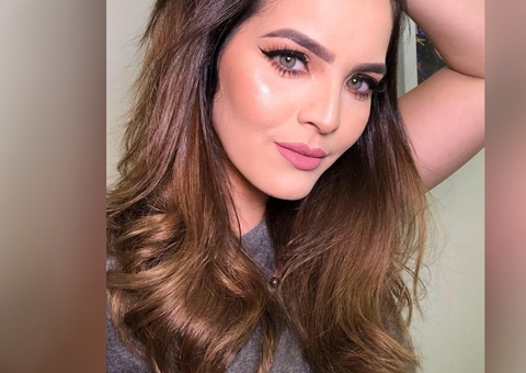 Mulher morre de Covid-19 após parto e sem conhecer a filha