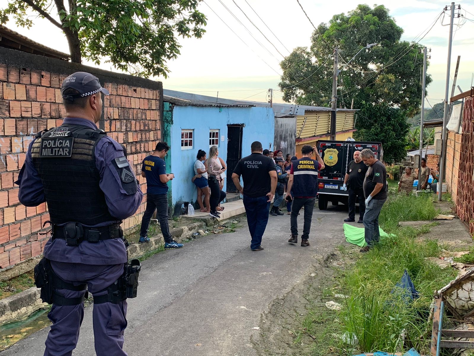 Homem é executado a tiros por criminosos em Manaus 