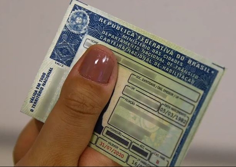 Detran alerta para golpes da CNH suspensa 