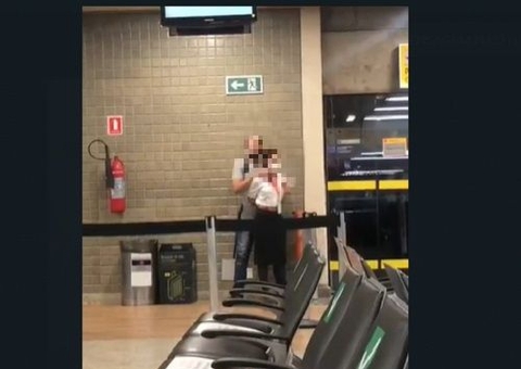 Homem surta e faz funcionária da Gol de refém no Aeroporto de Guarulhos