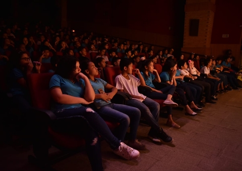 Projeto 'A Escola Vai ao Teatro' retorna em Manaus
