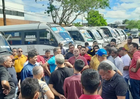 Após protestos, Prefeitura de Manaus nega que Executivos e 'Amarelinhos' serão extintos