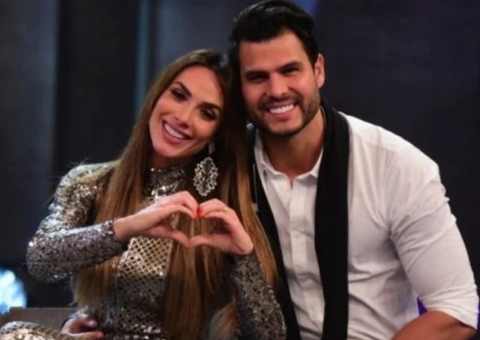 Chega ao fim casamento de Nicole Bahls e Marcelo Bimbi