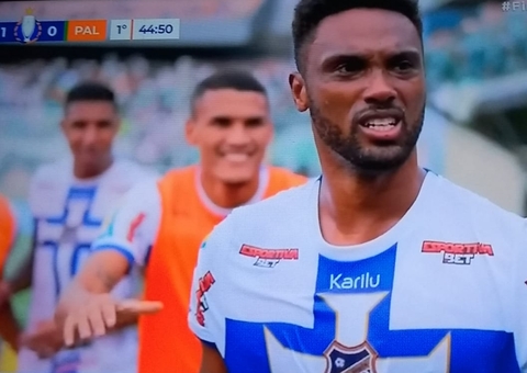 Santos contrata atacante de 34 anos para não pressionar destaque da base