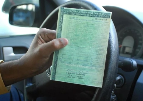 Licenciamento de veículos com placas de final 8 termina na segunda-feira no Amazonas