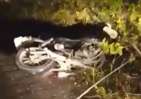 Pai e filha de 6 anos morrem eletrocutados após moto encostar em fio de alta tensão em Manaus