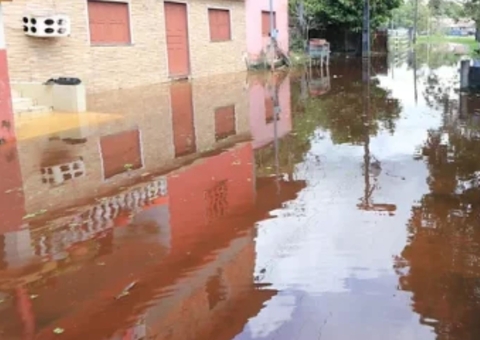 Defesa Civil registra alagamento na Zona Leste de Manaus durante forte chuva