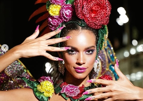 Ex-bbb Alane Dias passa por perrengue e deixa Sapucaí com bumbum sangrando