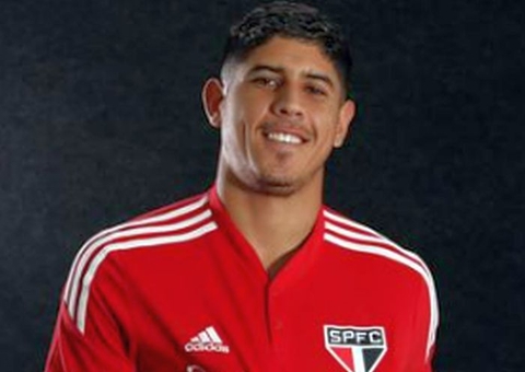 Alan Franco chega para reequilibrar zaga do São Paulo enquanto rival sofre