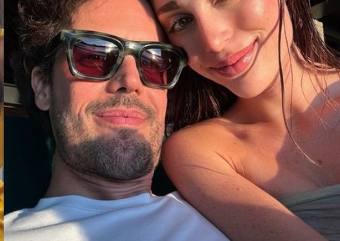 Ex-marido de Marina Ruy Barbosa pede influencer em casamento nos EUA; fotos