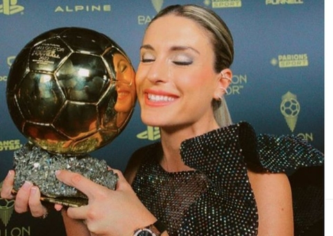 Técnico da Espanha afirma que craque Putellas poderá jogar estreia na Copa