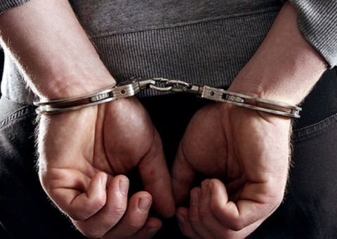 Homem é condenado a 11 anos por tentar estrangular atual da ex-mulher