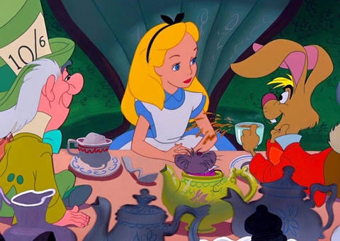 Chá da realeza tem edição especial para crianças em Manaus