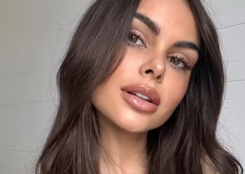 Amanda Kimberlly, mãe da filha de Neymar, remove harmonização facial: 'rostinho que não me pertence'