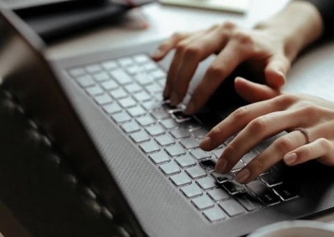 Mulher faz seleção de amantes para o marido: ‘Quero que ele seja feliz’