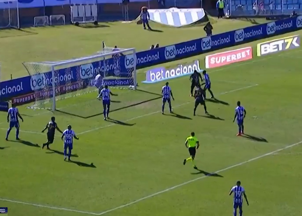 Com pênalti defendido e gol de Jô, Amazonas empata com Avaí fora de casa