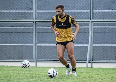 Amazonas FC oficializa contratação de ex-seleção da Dinamarca para Série B