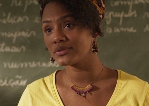 Atriz de Amor de Mãe faz crítica com possível indireta à autora da novela 
