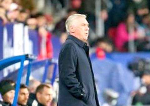 Carlo Ancelotti, de novo, terá o desafio de dar asas a Vinicius Junior