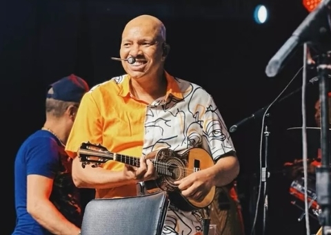 Relembre sucessos e a trajetória de Anderson Leonardo, vocalista do Molejo