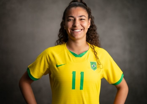 Substituta de Nycole, Angelina nasceu nos EUA e foi revelada pelo Vasco