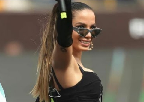 Anitta vai cantar na final da Libertadores e quer posto de musa do Flamengo