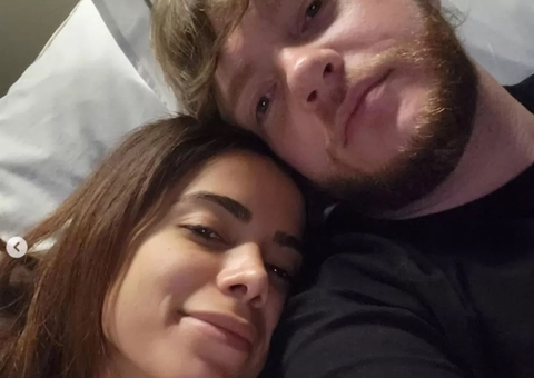 Anitta recebe alta após cirurgia de endometriose