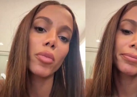 'Preferiam que eu tivesse morrido', desabafa Anitta após reação sobre cancelamento do Coachella