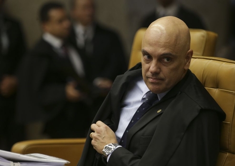 Moraes manda PF prender dois, revirar endereços de prefeito e bloqueia contas de associações de produtores