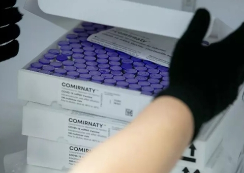 Anvisa avalia uso da Pfizer em adolescentes a partir de 12 anos 