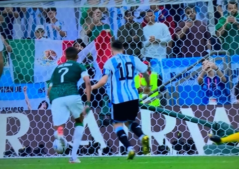 Favorita, Argentina é derrotada pela Arábia Saudita