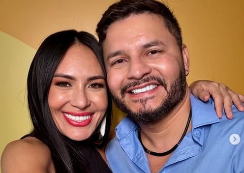 Ex-bbbs Arleane e Marcelo chegam a Manaus e são recepcionados com festa no aeroporto