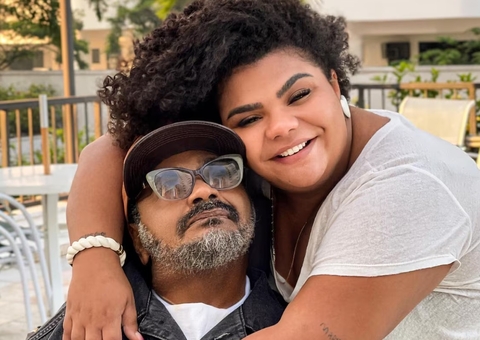 Filha de Arlindo Cruz repudia boatos de morte do sambista