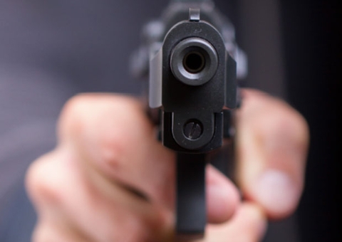 Homem é condenado por roubar padaria e render funcionárias com arma