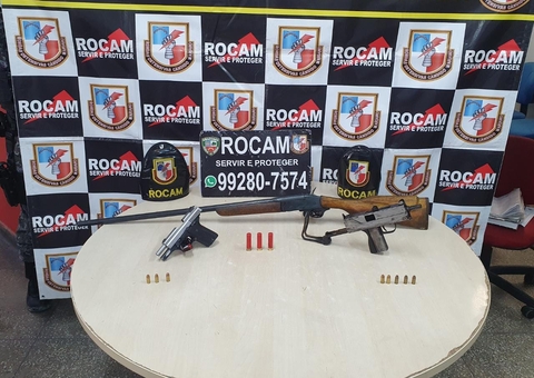 Homem é preso com estoque de armas em casa em Manaus