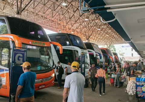 Operação na rodoviária de Manaus vai calcular fluxo de passageiros durante o ano novo