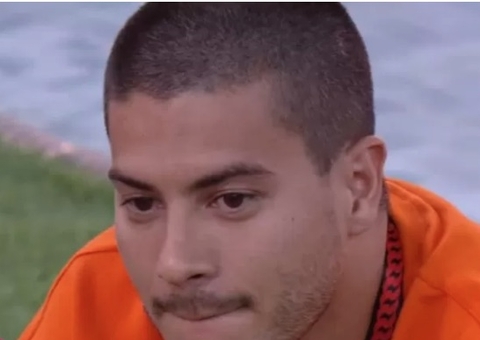 Arthur rebate acusações de Laís: 'tá se posicionando agora que a água bateu na bunda'