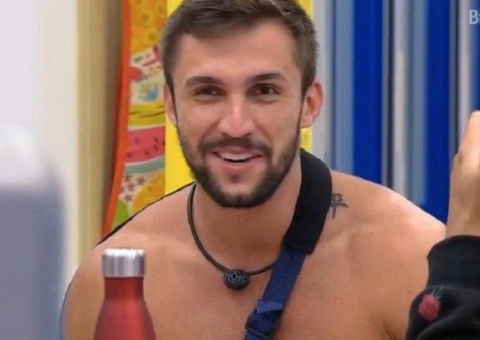 BBB21: Arthur promete ficar nu e internautas zoam: ‘mostrar a bananinha'