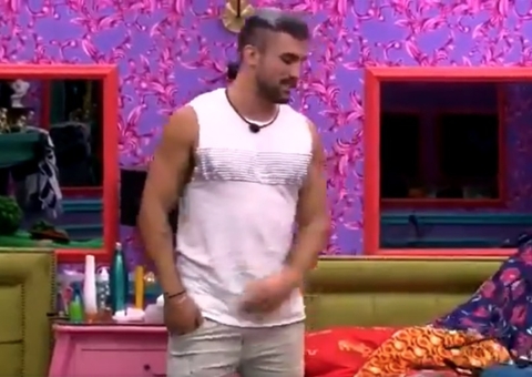 Arthur diz que há 2 anos teria 'matado alguém de pancada' no BBB