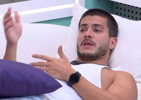 Arthur volta a questionar Douglas após voltar do paredão: ‘fiquei muito chateado'