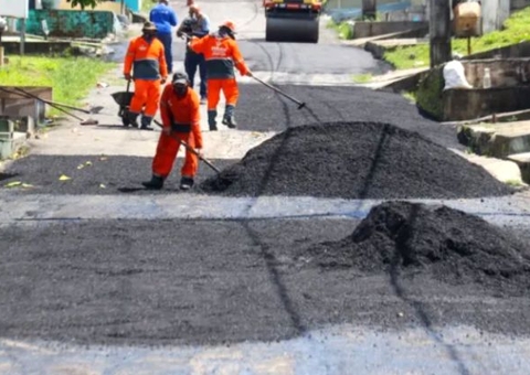 Pavimentação em concreto gasta R$ 3,3 milhões de Codajás