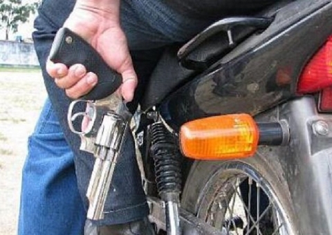 Entregador de lanches é baleado em tentativa de assalto em Manaus