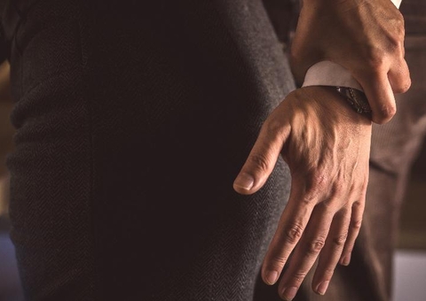 Recepcionista vítima de assédio sexual no trabalho é indenizada em R$ 50 mil