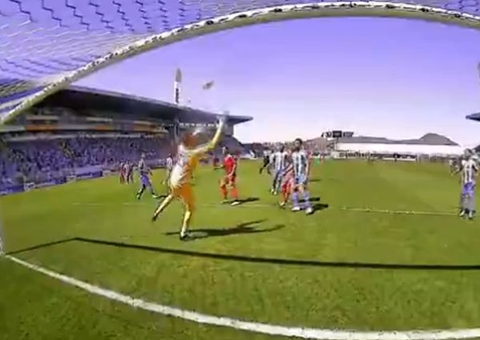 Com um a menos, Athletico arranca empate contra o Avaí