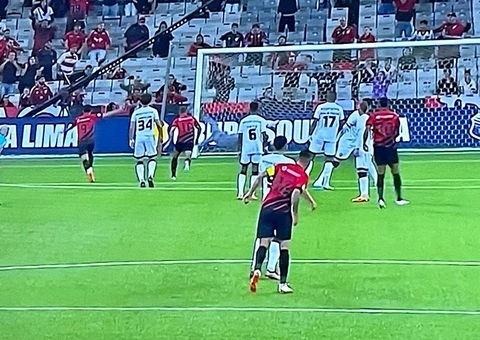 Athletico aplica lei do ex e vence Botafogo no Brasileiro